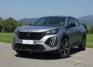 PEUGEOT 2008 PureTech 100cv Style